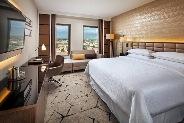 Sheraton Los Angeles San Gabriel image 8